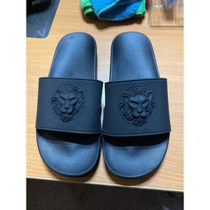 Lion Head Black Casual Slippers Men Fashion Outdoor Anti-Slip Beach Flip Flops PVC Male zachte platte schoenen Indoor Douche Slipper 230703