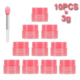 Baume à lèvres 10 PCS Corée Masque De Sommeil 3G Nuit Hydratant Bleach Cream Strawberry Care Avec Brosse Gratuite 230808