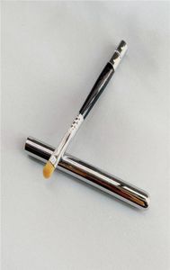 Pinceau à lèvres L05, rond et ferme, de précision, pour maquillage, avec couvercle en métal, 3931901
