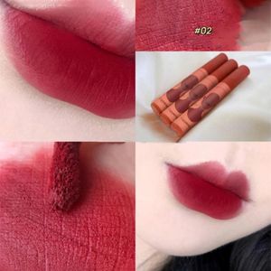 Lip Gloss 18 Colors Lipgloss Lipstick Matte Super Fire Amandel Crème Melk TEE -KLAND Student Velvet Poeder Waterdichte make -up