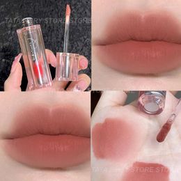 Lip Gloss 8 Colors Glaze waterdichte vloeibare Lipstick Cosmetics Tint Mud Chocolade Hemel Tomaat Rode lippen Make -up