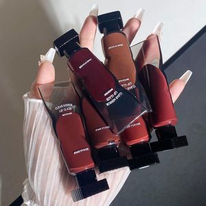 Brillo de labios Color Espejo negro Esmalte de agua Alta hidratación Sexy Tinte rojo Lápiz labial Maquillaje Taza antiadherente duradera GlossLip