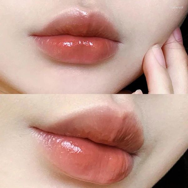 Brillo de labios Textura de luz de agua Espejo impermeable Lápiz labial Maquillaje Duradero Resistente al sudor Color rico Tinte de esmalte sedoso Venta al por mayor