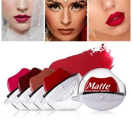 Forma de labios Lápiz labial mate Diseño innovador Maquillaje rápido Lápices labiales festoneados portátiles Sin necesidad de frotis