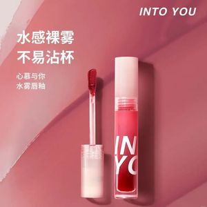 Lápiz labial INTO YOU Belleza Niebla de agua Esmalte de labios Taza antiadherente duradera Lápiz labial en mousse mate Color desnudo natural Labios atractivos Maquillaje Maquiagem 231113