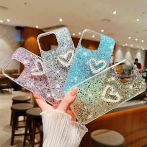 Étuis en diamant 3D Heart Love Bling pour Samsung S24 Ultra S23 FE S22 Ultra A55 A35 A15 A05 A05S A25 A24 A54 A34 A14 A04 A53 A73 A33 A13 Perles Confettis Feuille Paillettes Couverture Souple en TPU