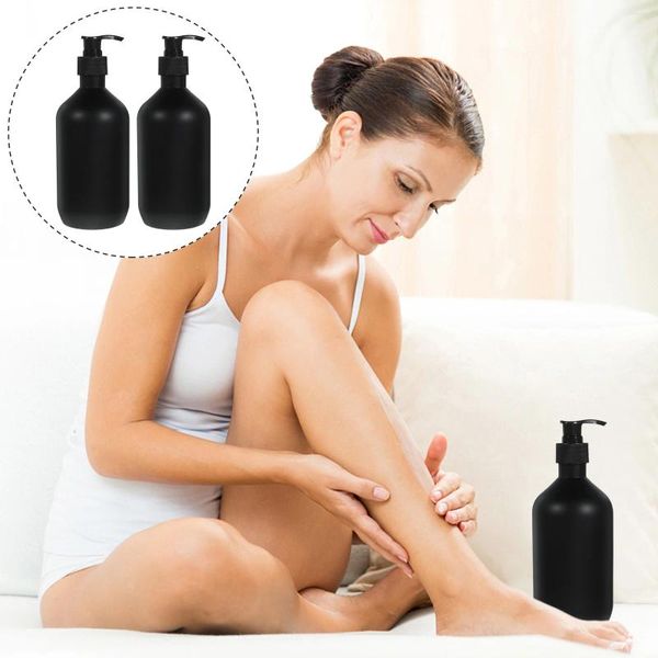 Dispensateur de savon liquide 2 PCS Matte 500 ml Bouard de shampooing noir Lotion Bouteille vide 2pcs Voyagez l'animal