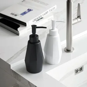 Dispensateur de savon liquide Black Hand Dasitizer shampooing résine bouteille de douche portable gel de douche accessoires de salle de bain