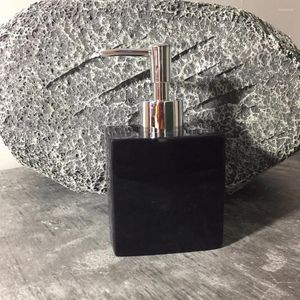 Vloeibare zeep dispenser zwarte groothandel emulsiefles badkamer accessoires hars lege flessen el club press
