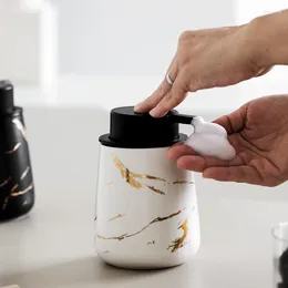 Liquid Soap Dispenser Fashion en Elegant Mousse Foam Bottle Shampoo Hand Sanering Facial Cleanser Keramische pers Bubbler