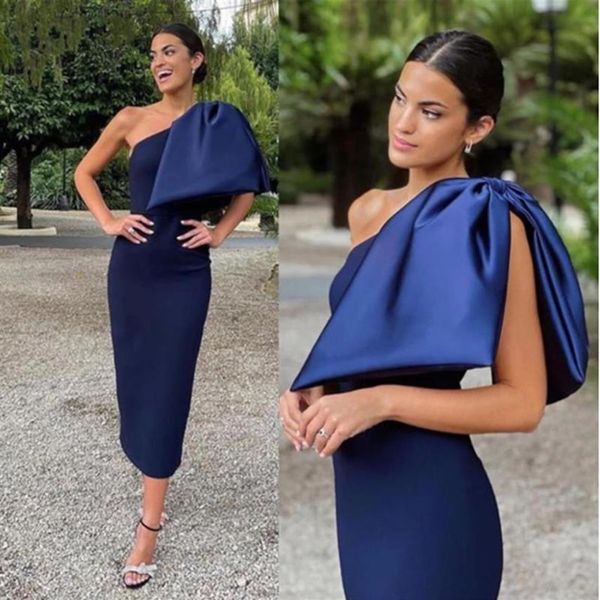 Petite robe noire thé longueur robes de cocktail de soirée 2022 une épaule bleu marine sirène grand arc occasion bal de fin d'année gown249A