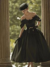 Petite robe noire Vintage des années 1920 'thé longueur robes de bal 3D Rose Floral hors épaule jupe gonflée robe de soirée