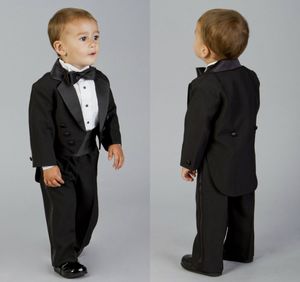 2020 petit garçon costumes formels dîner Tuxedos noir garçons d'honneur enfants enfants pour mariage fête bal costume porter (vestes + pantalons)