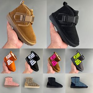 Jongens Kinderen F23 Snowboots K Neumel Snapback Winter Klassiek Helder Mini meisje Enkel korte strik bont zwart kastanje roze Vlinderdas Kinderschoenen maat 9C - 3Y mode outdoor