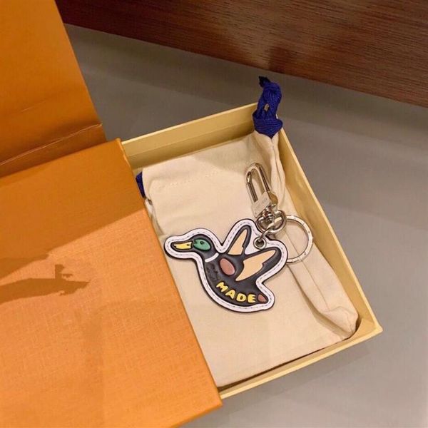 Little Duck Mujeres Clave Monedero Dibujos animados Oso polar Señoras Llavero Adorno Diseño de marca Para hombre Llavero de coche Chica Bolsa Colgantes Girlfrien232G