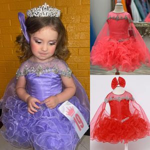 Cupcake-optochtjurk voor kleine meisjes Kristal Cape Ruche Glitz Baby Kind Leuke mode Catwalkdrama Verjaardag Cocktailparty Jurk Peuter Baby Formele jurk Nationaal Koraal