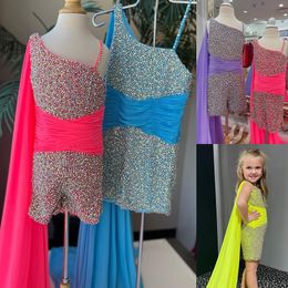 Little Girl Pageant Romper Dress 2024 Chiffon Cape Crystals Children Fun Fashion Runway Drama Birthday Chiffon Jumpsuit Jurk Toddler Teen Preteen Miss Ashley Lilac