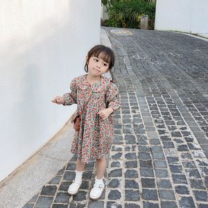 Petites filles Mode Robe florale 2020 Printemps Automne Nouvelle arrivée Style européen Bébé Enfants Fleurs Impression One Piece Vêtements X520 Q0716