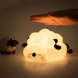 Little mouton Silicone Night Light 3-Level Adjustable Child's Anniversaire's Mignon Creative Good Light Souvenir Cadeau de Noël