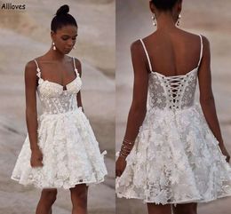 Little White Short A Line Vestidos de novia Hermosas flores en 3D Correas de espagueti de encaje Sexy Corset Back Vestidos de novia Boho Beach Country Reception Party Robes CL2378