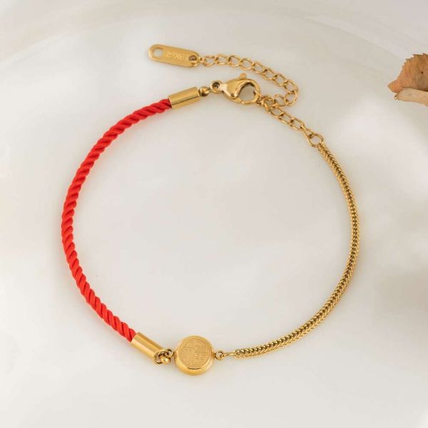 Bracelet polyvalent en corde rouge pour femmes, chaîne en os de serpent, en acier titane et or, ne se décolore pas, diffusion en direct