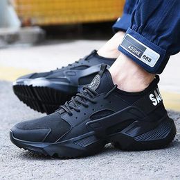 Lizeruee chaussures de sécurité de travail 2020 baskets de mode ultra-légères à fond souple hommes respirant Anti-écrasement bout en acier bottes de travail F025
