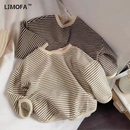 LJMOFA printemps garçons pulls T-shirts bébé à manches longues coréen lâche hauts à rayure T-shirts pour enfants vêtements de fille de fond D182 240109