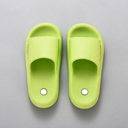 LL filles femmes pantoufle chaussures tissu avec étiquettes sandales plage pantoufles été doux plage mélange couleurs BE-01 Version mise à jour