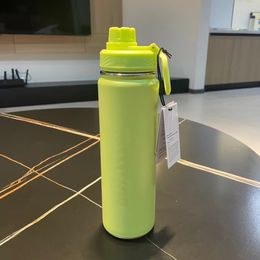 Thermos en acier inoxydable de créateur de logo LL : bouteilles d'eau tasse isolée de 710 ml en acier inoxydable, bouteille de sport de yoga en plein air étanche sous vide pur