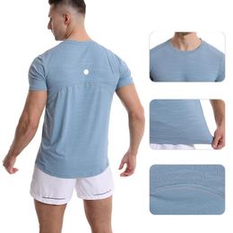 LL Outdoor Camiseta deportiva para hombre Camiseta corta de camuflaje que absorbe el sudor de secado rápido para hombre Wrokout manga corta lu437