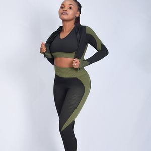 LL Yoga pour femmes transfrontalier vente chaude sans couture tricoté costume de yoga ensemble d'Europe et d'Amérique automne et hiver sexy hanche levage fitness exercice trois pièces ensemble