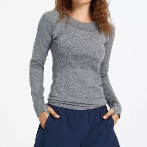 LL Mujeres Yoga Wear Tech Ladies Camisetas deportivas Traje de manga larga Tejido que absorbe la humedad Alto elástico Fiess Entrenamiento Camisetas de moda Tops