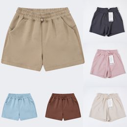 Ll yoga shorts aérien coton doux décontracté décontracté quart de taille hauteur pantalon court pantalon de plage à séchage rapide avec des poches de poche pantalon pantalon