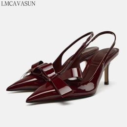 LMCAVASUN Mujer Heats de proa de cuero Slingbacks sólidos stiletto zapatos de aguja de lujo de lujo 240422