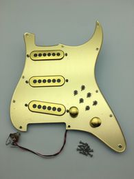 Micros dorés précâblés chargés Mirror Pickguard Burns London Vintage Mini Tri-Sonic Alnico Pickups Faisceau de câblage à 6 interrupteurs