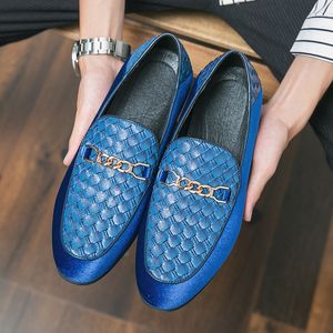 Loafers Men Fashion 24677 schoenen Solid Color Pu geweven patroon Ing Veet Metal Chain Business Casual Wedding Everytelly Versitile AD274