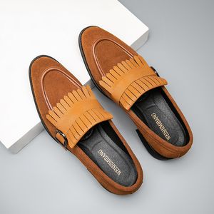 Loafers mannen franjes slip-on retro imitatie suède nieuwe kleding schoenen mode comfortabel