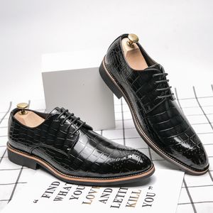 Mocassins Hommes Chaussures en Cuir PU Bas à Lacets Couleur Unie Classique Polyvalent Mode Crocodile Motif Texture Rétro Affaires Chaussures Habillées Décontractées Grande Taille 38-45