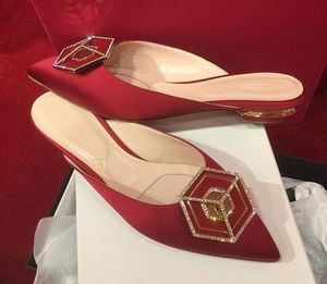 Muisseaux Mules Fashion Designer Satin Points Point Toes RHINESTON FLATS OUTDOORS SLIPPERS Fashion Lazy Women Chaussures plus taille 88813 99980 94946 58836