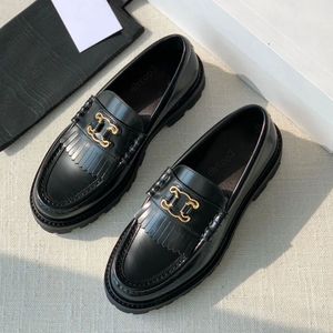 loafers schoenen dames zomer en herfst kleine leren damesschoenen gouden ketting loafers met franjes echt kalfsleer slip-on flats luxe damesontwerpersschoen