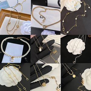 Collar de diseñador de cerradura para mujeres colgantes de lujo collar de diamantes de moda collar de plata