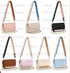 LOCKME Lockme Tender Cross-body Bag M59984 Bleu M58557 Noir Rosewater Rose Greige Designer Bags Turn Lock Designers Femmes Sacs à main Gold-color Chain Purses