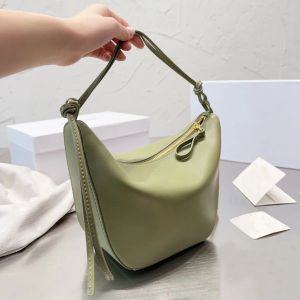 Loeews Designer Femmes Sac Handbags Handbags Luxurys Tote Tote Hamock Hobo Sacs à bandoulière Élégants Light Long Strap Golds 231209