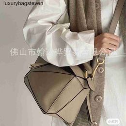 Loeiwe High End Designer Puzle Sacs For Womens Bag NOUVEAU MINE MINI SOft Leather Geometric Sac épissé avec un sac de femmes en cuir authentique