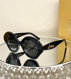 LOEWE Bow-zonnebril van acetaat nieuwe LW40125U modeontwerperzonnebril dames met acetaatframe-armen met gouden logo UV400-merk Lady vakantiereisbril