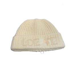 LOEWEE Beanie Diseñador de sombrero de alta calidad Gorro de lana de tejido para mujeres Gorro de gorro Cabalde de invierno Sombrero cálido para hombres Regalo de cumpleaños