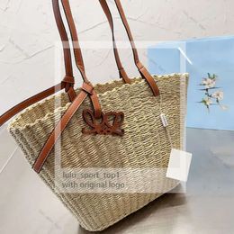 Loeweely Sac Femmes Sac rattan Sac de plage Sac de plage décontracté grand sac à main Capacité Capacité Totes Femmes tissées en osier Sac à main Panier Palme quitte la dame Sac High Quality 837