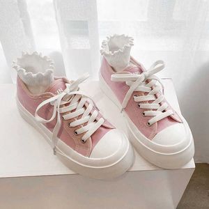 Lolita Chaussures Femmes Plate-Forme Baskets Casual Appartements Mignon Kawaii Rose Noir Vintage Sport Tennis Entraîneur Féminin Zapatillas De Mujer Y0907