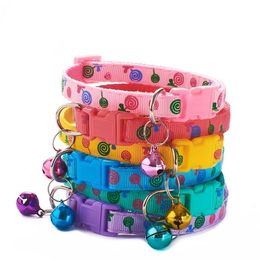 Lollipop Pet Collar Nylon Kleine Hond Verstelbare Puppy Bell Snap Gesp Kitten Kat Kraag Zes Kleuren 6 Color Pet Supplies1Lot / 10st T2I52130