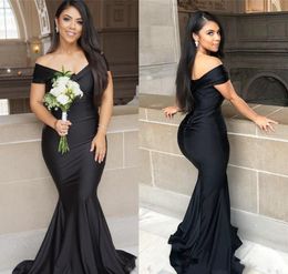 Lange zwarte zeemeermin bruidsmeisje jurken 2021 plus size off schouder vloer lengte tuinmeisje bruiloft trouwfeest gastjurk